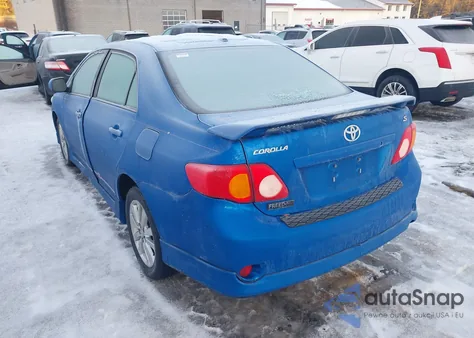 2010 Toyota Corolla S z USA, uszkodzony, nr VIN 2T1BU4EEXAC495808